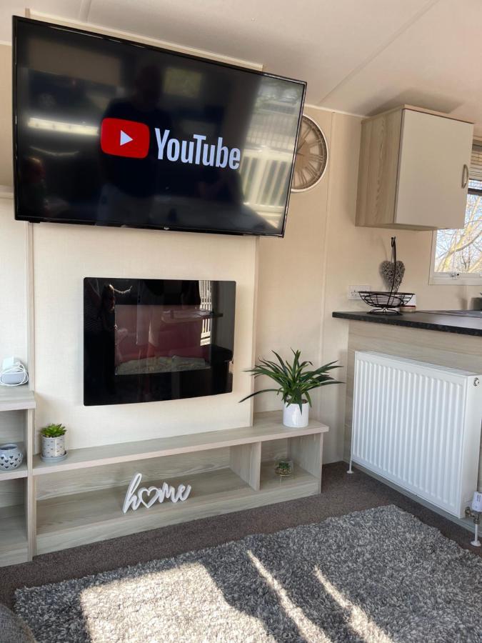 Haggerston Castle 6 Berth Caravan - Lakefield 115 Cheswick  Extérieur photo
